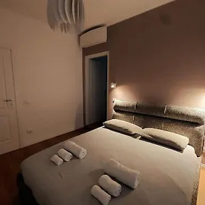 https://in-centrale.italymilanhotels.net