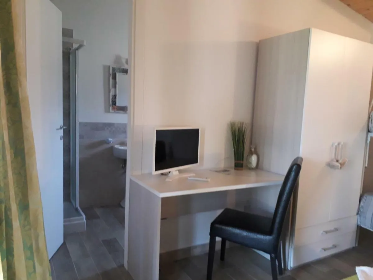 Sardama B&B Affittacamere Torpe Bed & Breakfast